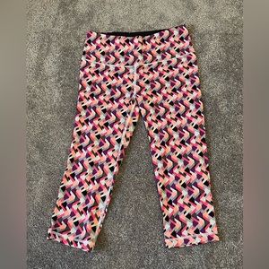 Victoria Secret Knock Out crop tights